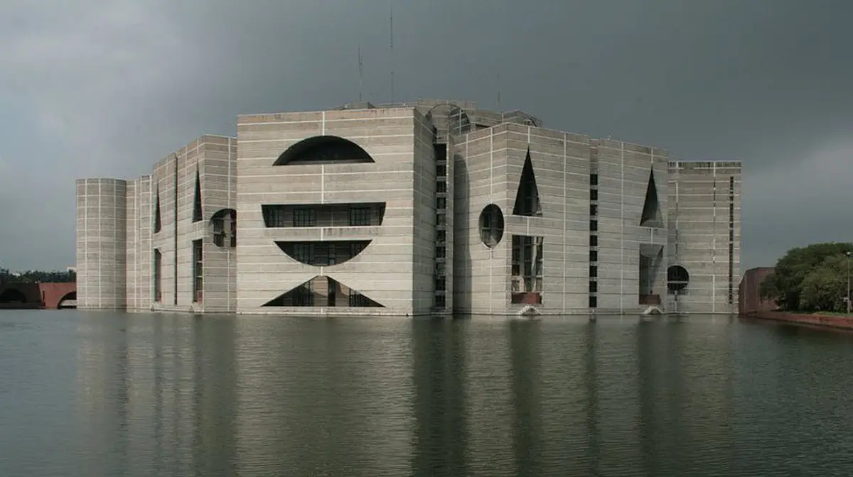 مجلس ملی بنگلادش داکا اثر لویی کان