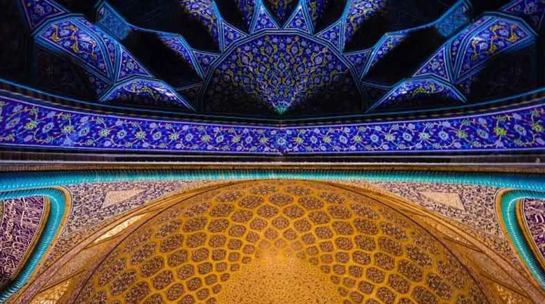 هنر کاشی‌کاری در معماری ایرانی